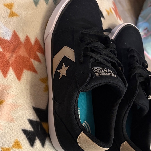 Converse Black and White Sneakers 10.5 men’s women’s 12 - Picture 5 of 7